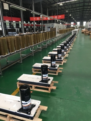 30kW CO2 এয়ার সোর্স হিট পাম্প আউটপুট জলের তাপমাত্রা প্রায় 80°C
